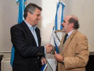 Luis Etchevehere, ministro de Agroindustria de la Nación, y Abel Guerieri, presidente del RENATRE.