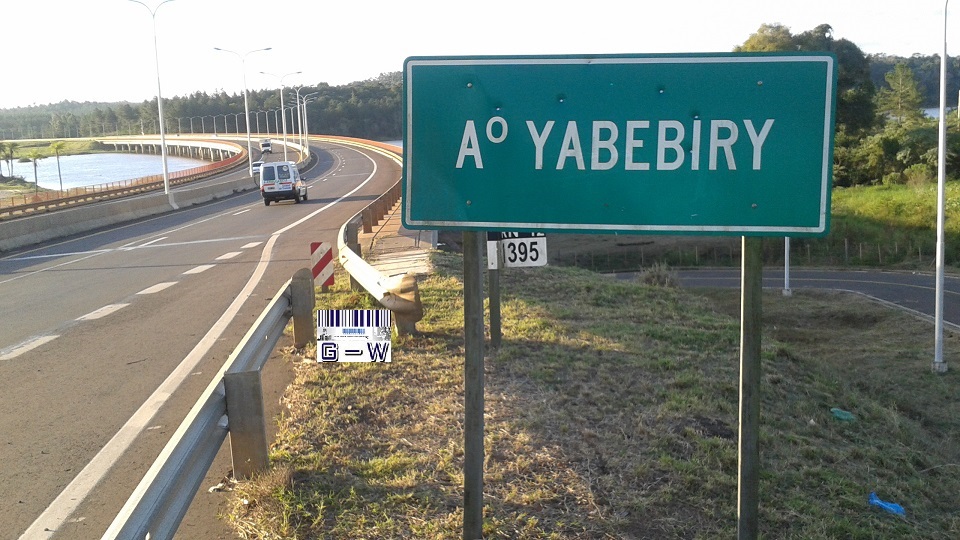 Arroyo Yabebiry Ruta Nº12 - San Ignacio Prov. de Misiones Argentina