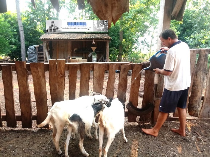 Familias de productores del Paraje 3 Leones reclaman pozo perforado y red para contar con agua