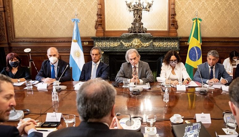 Reunión de cooperación entre Argentina y Brasil