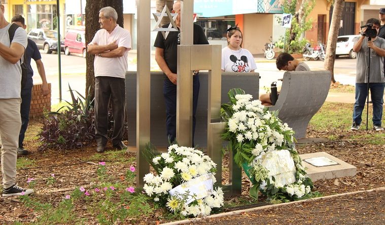 Misiones homenajeó a las víctimas del atentado a la Embajada de Israel